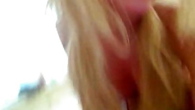 valentina is a blonde that likes to fuck her boyfriend