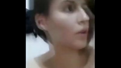 Novinha Tocando Siririca Enfiando Dedo Porn