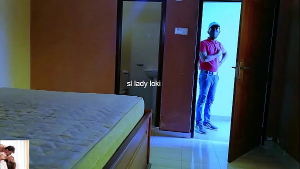 KFC delivery guy knocked on the door as i fucked my wife