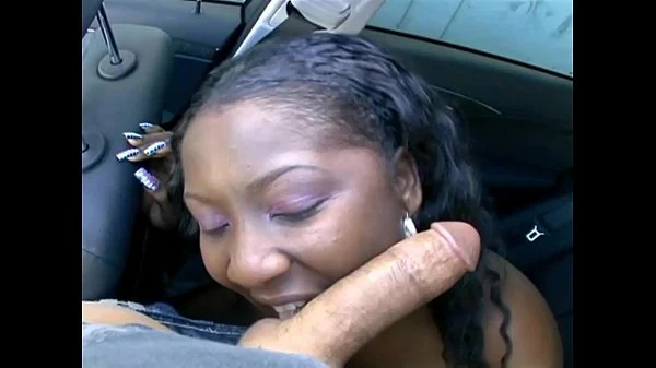 Big booty ebony bbw gets fucked in public for the first time