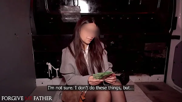 Pretty Italian art student exchanges blowjob and rough fuck for new camera money