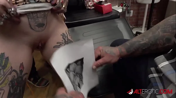 River Dawn Ink sucks cock after her new pussy tattoo