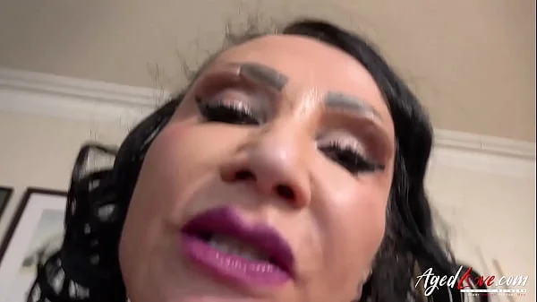 AGEDLOVE Nicole loves a dick between her huge labia