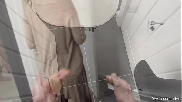 Arab Step Mom Helps Son With Broken Arms