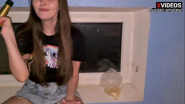 Stepmother's love for her stepson turned into addiction and she sucked him in the stairwell