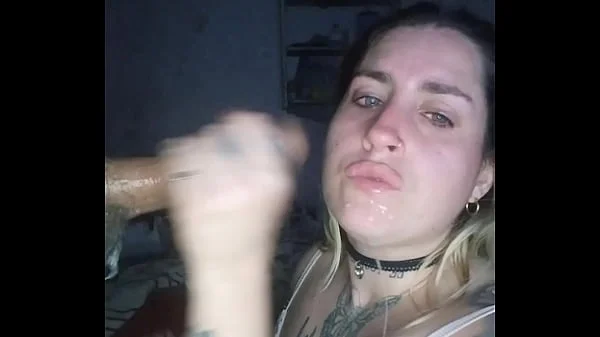 She squirt like bitch and i cumshot her eyes