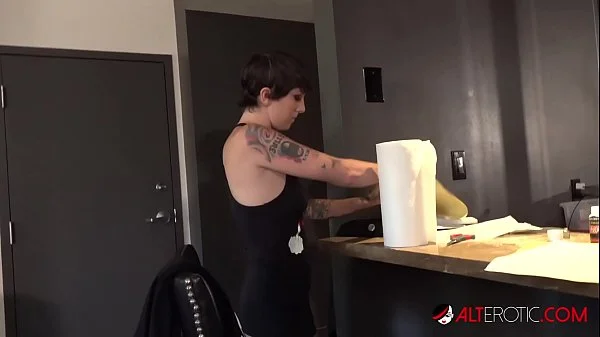 Behind the scenes fun with tattooed slut Sully Savage