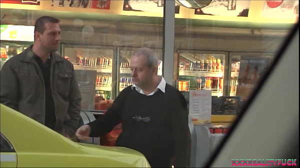 Rolling cat house (this dude promised big achievement but in the end he made it so so )