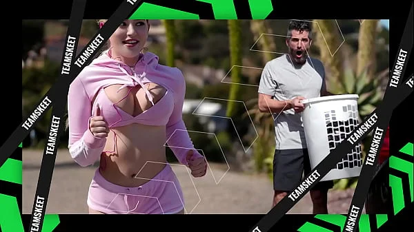 Stunning Mylf With Big Boobs Audrey Madison Cums Four Times On Her First Pornstar Interview